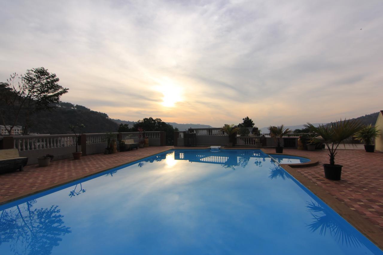 Mount View Executive Otel Panchgani Dış mekan fotoğraf